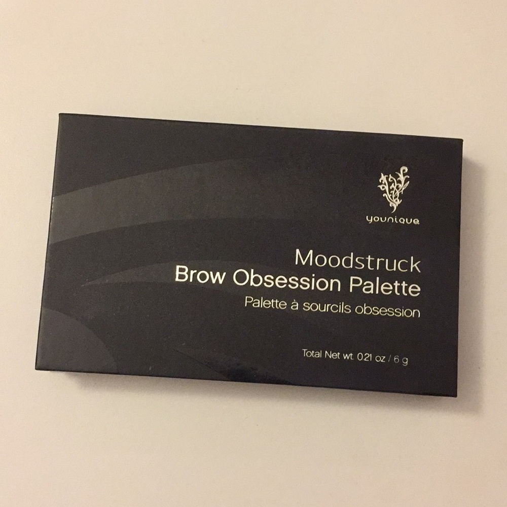 Younique Blonde Eyebrow Palette